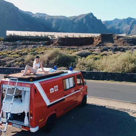 Conny, A Mercedes Firefighter Camper * 로스크리스티아노스