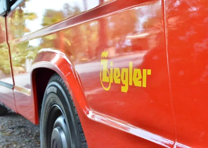 Conny, A Mercedes Firefighter Camper Κάμπινγκ Los Cristianos (Tenerife)